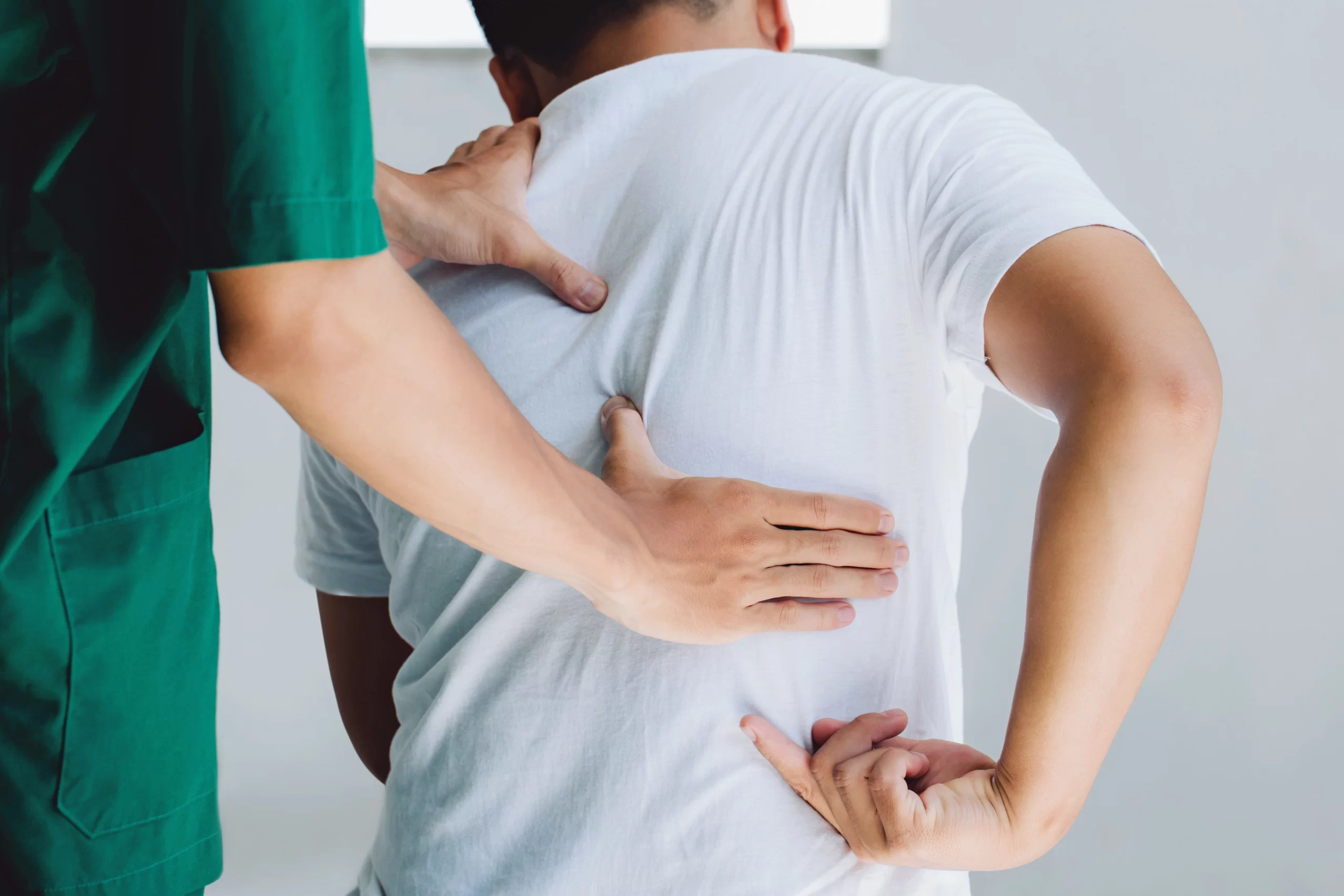 The Benefits of Physiotherapy for Shoulder Pain Relief